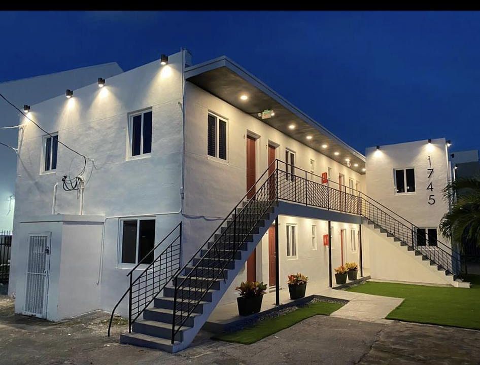 1st image of 1745 NW 1st Pl APT 5