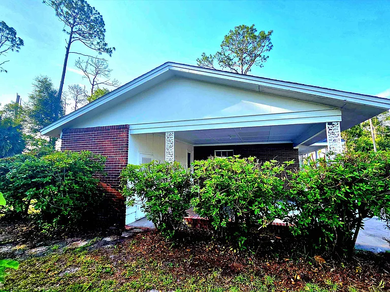 104 Forest Cir — Photo 4