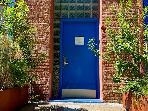 162 Carlton Ave APT 2