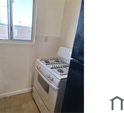 2423 Boxwood St #7 — Photo 13