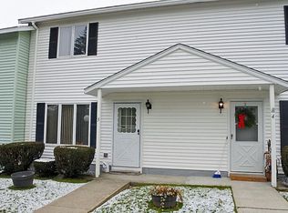 155 Dorr Dr APT 3, Rutland, VT 05701