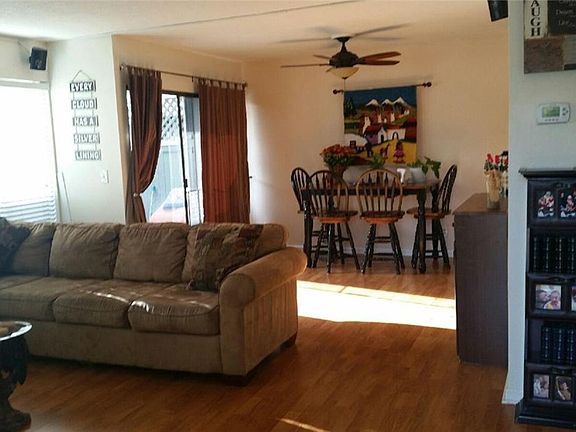 3rd image of 27150 Hidaway Ave Unit 2