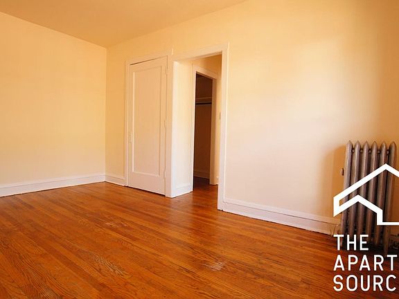 2nd image of 3305 W Schubert Ave #3Z