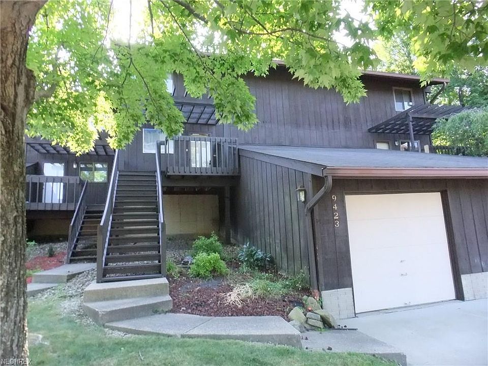 1st image of 9423 Langdon Ln #209