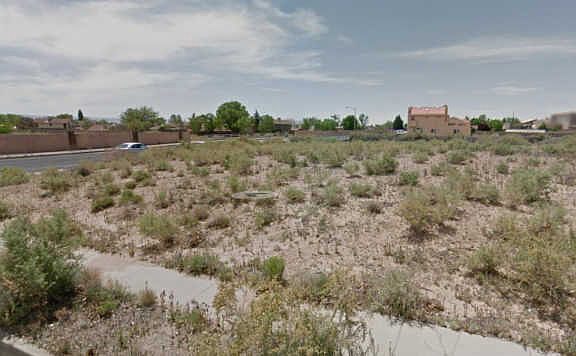 5th image of 6000 Sierra Linda Ave NW