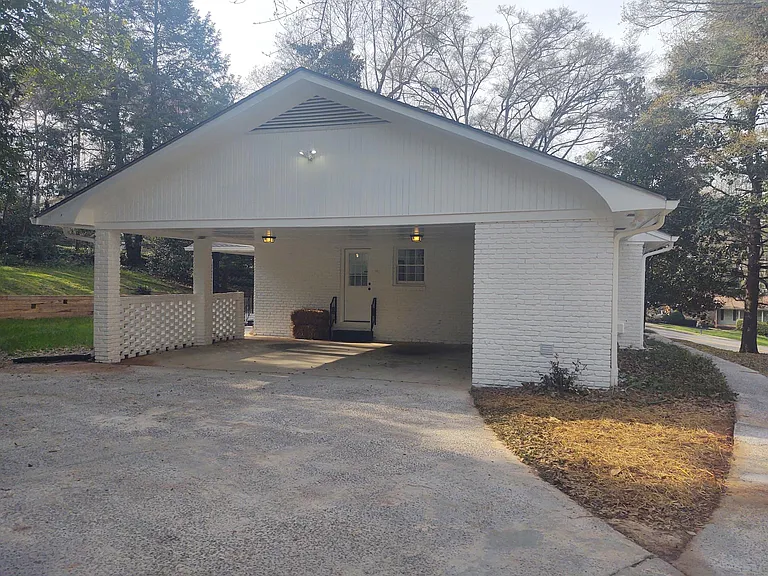 790 Hickory Dr SW — Photo 22