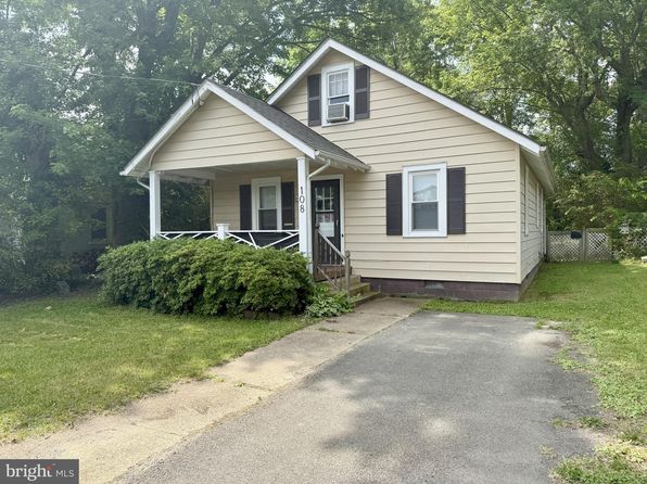 108 Oak St