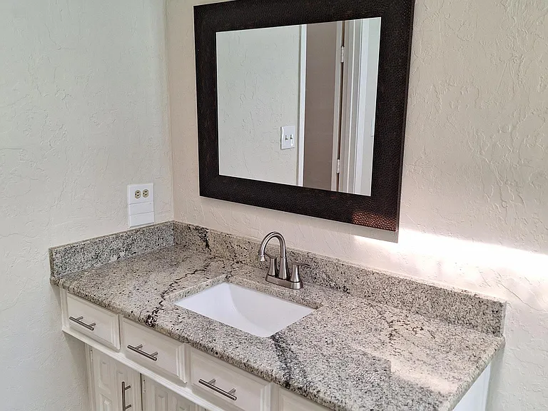 6423 La Manga Dr — Photo 8