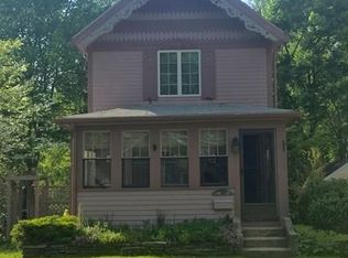 68 Clapp St, Walpole, MA 02081