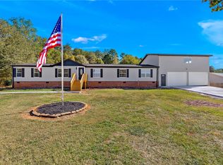 2 Stern Ct, Greenville, SC 29617