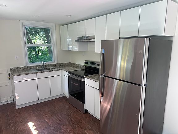 Large EIK with all new cabinets, countertop and appliances.