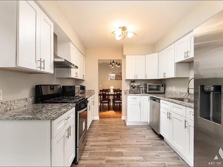 257 Coventry Cir — Photo 15