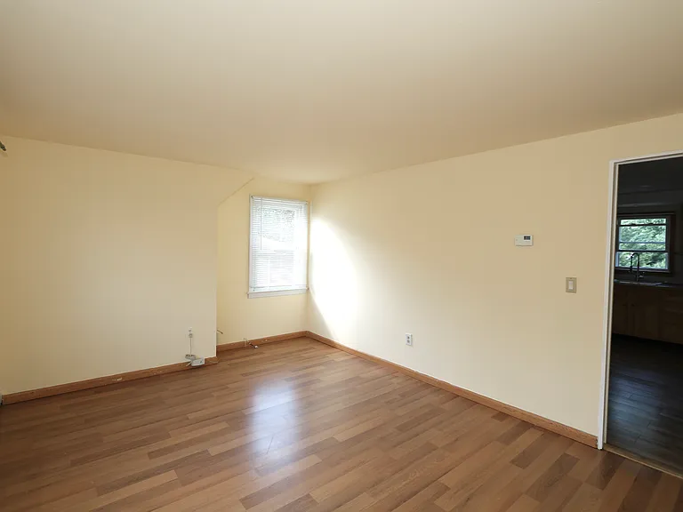 47 Van Dyke St #2 — Photo 8