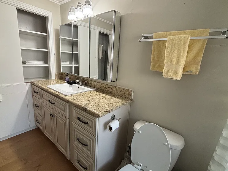 701 Monticello Dr #101 — Photo 11