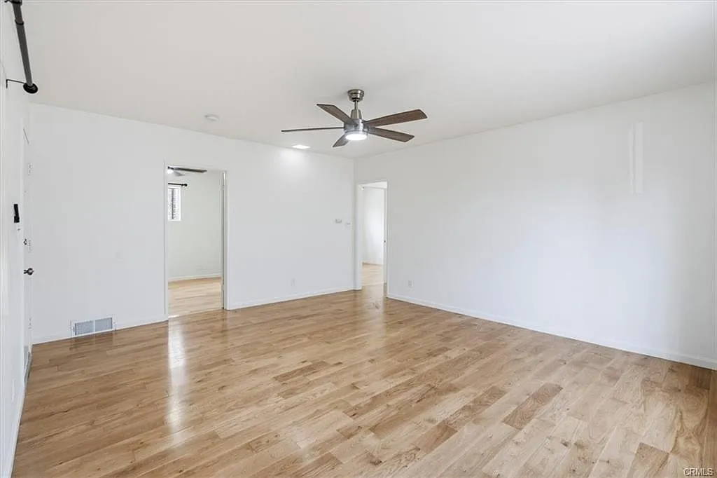 3 bed, 1519 sqft, $3,795 — Photo 3