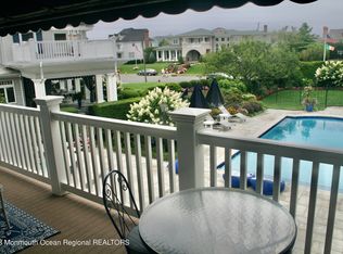 18 1/2 Tuttle Ave, Spring Lake, NJ 07762