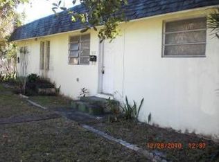 862 NE 119 St, Biscayne Park, FL 33161
