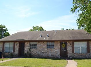 1422 Hawk Tree Dr, College Station, TX 77845