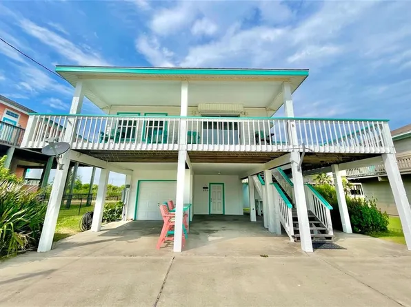 978 Nassau Dr, Crystal Beach, TX 77650