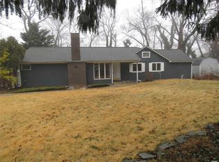 41 Shell Rd, Rocky Point, NY 11778