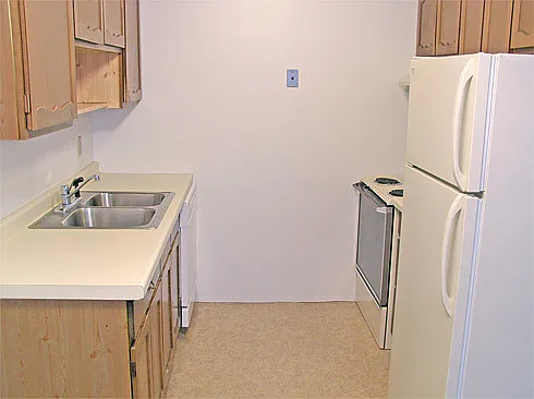 2832 Humboldt Ave S — Photo 5