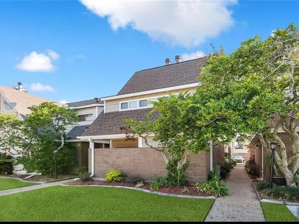 9 Brandon Hall Dr APT B, Destrehan, LA 70047