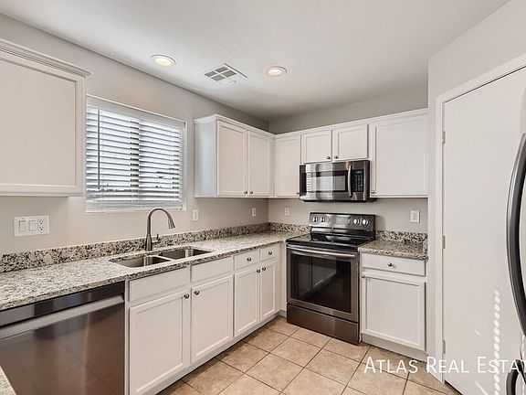 5th image of 7926 S 67th Dr