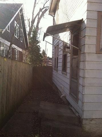 2nd image of 404 10th Ave