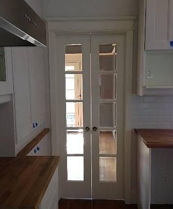5th image of 2637 S Hobart Blvd