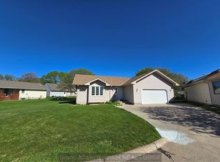 10 Via Trivoli, Grand Island, NE 68803