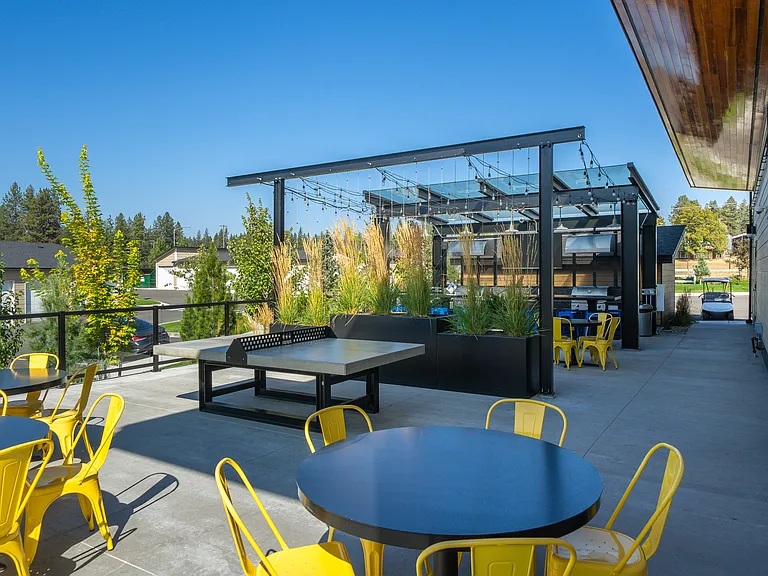 Rivers Edge Apartments — Photo 33