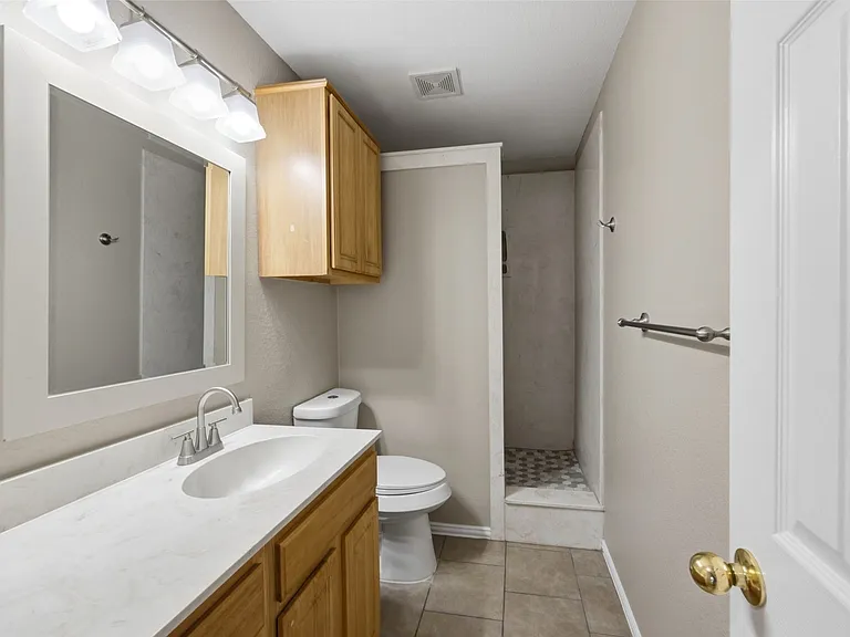 2803 Wayside Ave — Photo 25
