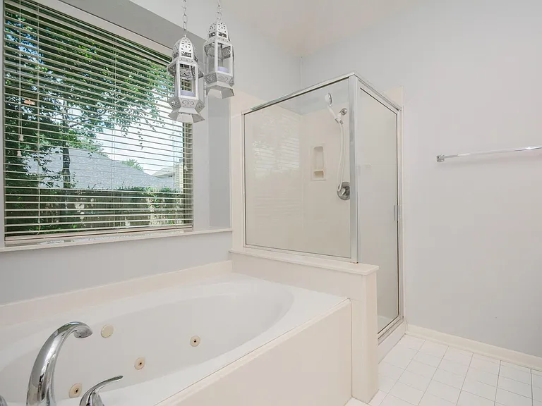 918 Tennyson Dr — Photo 18
