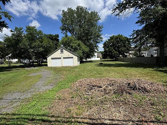 2nd image of 1001 Mercerville Edinburg Rd