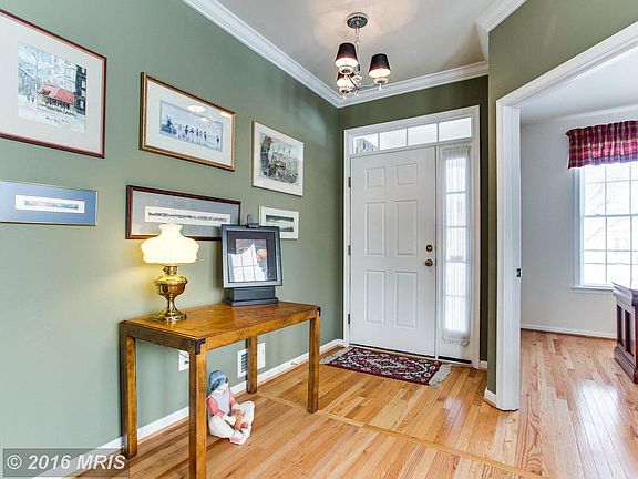 2nd image of 6552 Alderwood Way