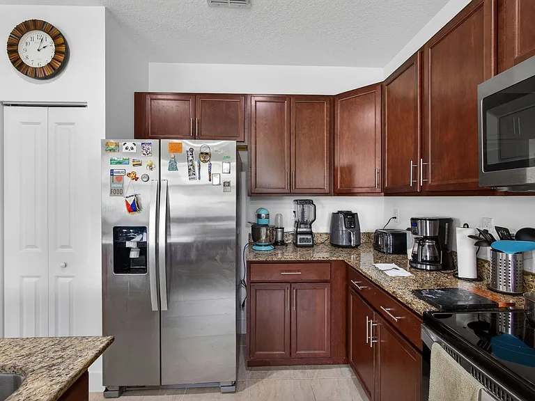 4009 Sequoia Pl — Photo 20
