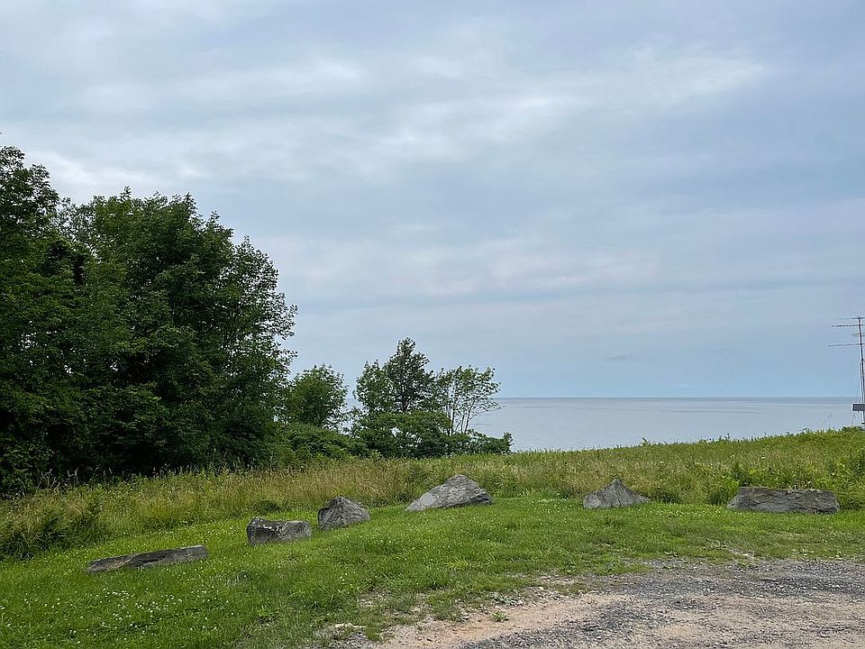 View of Lake Ontario 