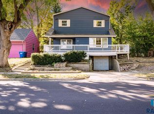 2609 W 26th St, Sioux Falls, SD 57105