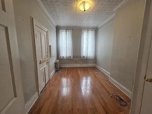 745 Park Ave Photo 1