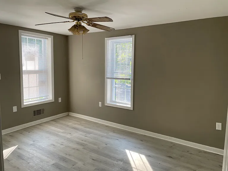 10134 Guilford Rd — Photo 10