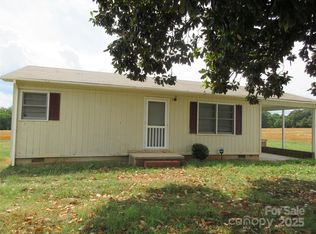 4611 Hickory Lincolnton Hwy, Newton, NC 28658