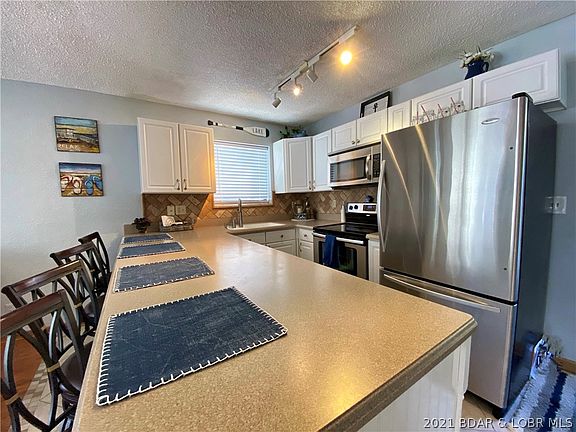 3rd image of 103 Southwood Shores Pl #2D
