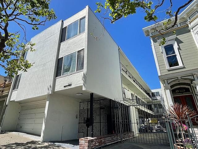 1st image of 822 Grove St APT 7