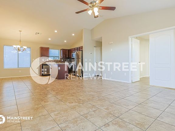 4th image of 41970 W Hillman Dr