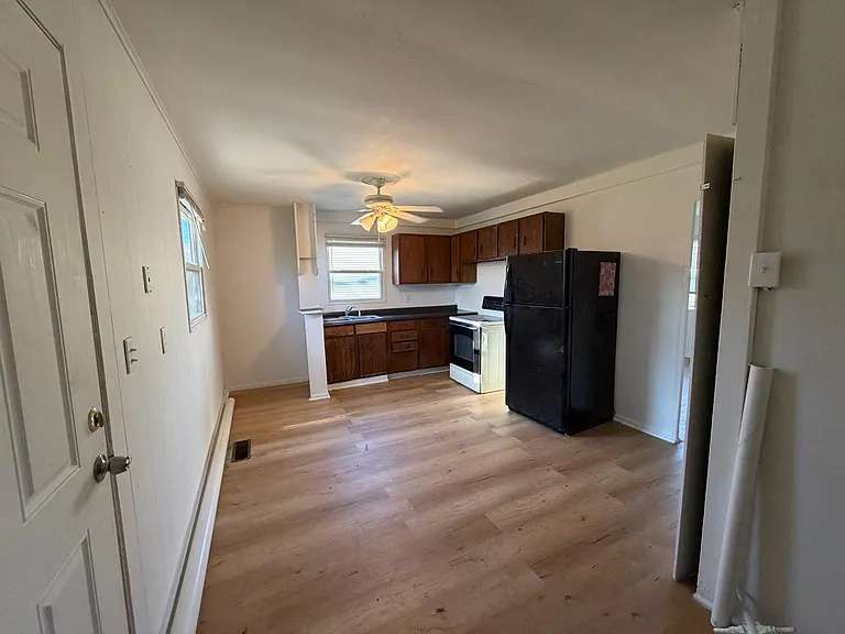 1440 Azalea Dr — Photo 10