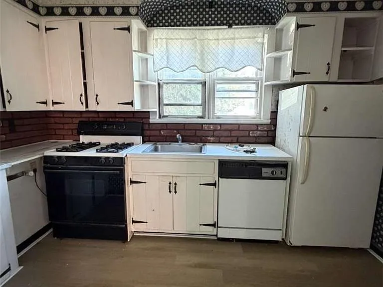 610 W Norwegian St #1 — Photo 7