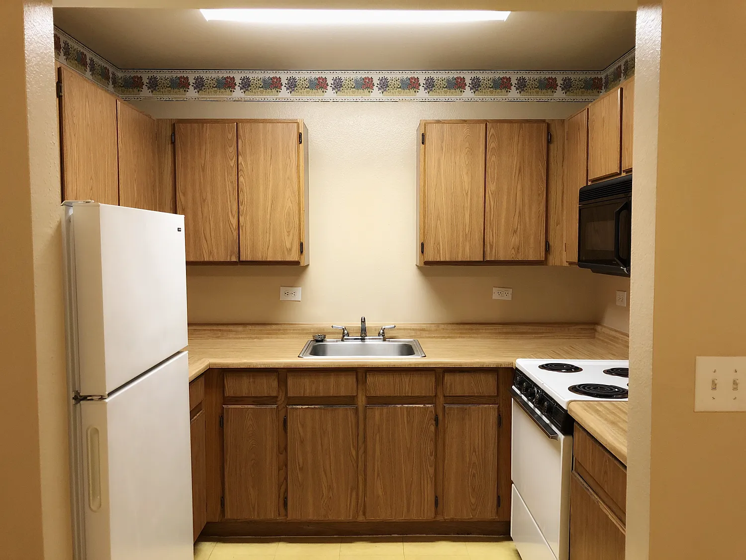 1 bed, 600 sqft, $891 — Photo 2