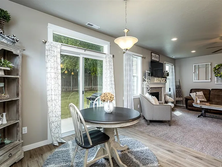 9549 Goldenpond Ct — Photo 28