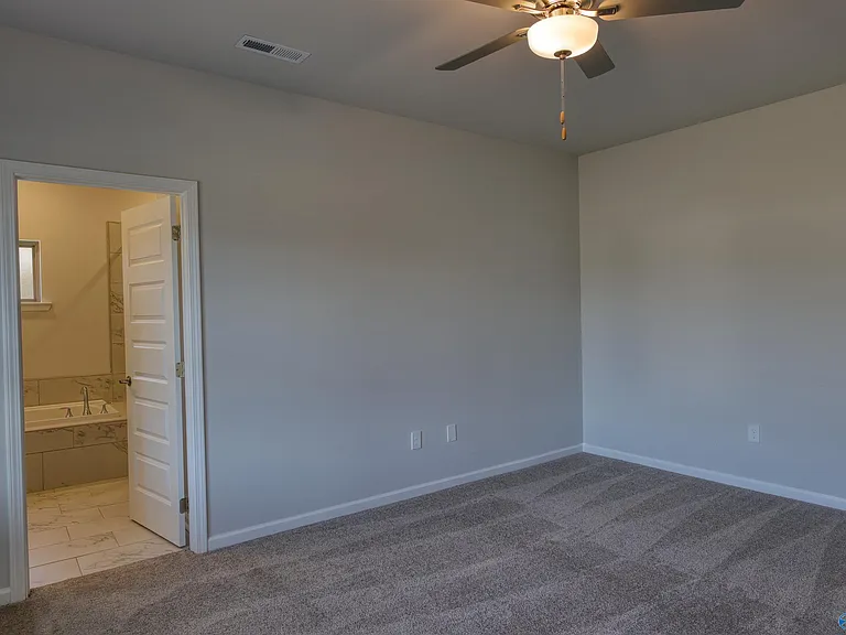 319 Allene Way — Photo 8
