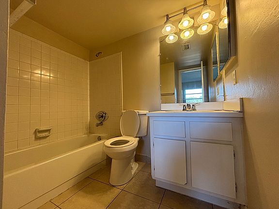 3rd image of 11526 Royal Palm Blvd #1